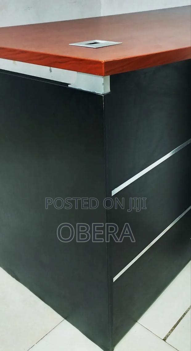 Executive Work Office Desk/Table - thumbnail 2