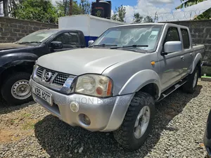 Nissan Hardbody 2007 Silver