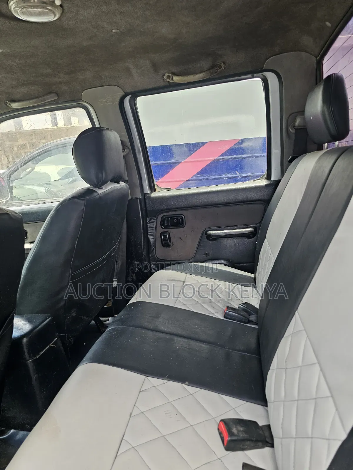 Nissan Hardbody 2007 Silver