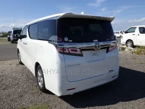 Toyota Vellfire 2019 White