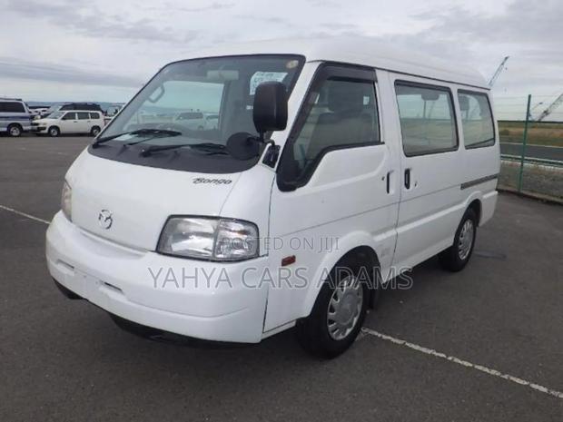 Mazda Bongo 2019 White - thumbnail 4