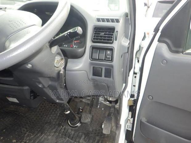 Mazda Bongo 2019 White - thumbnail 9