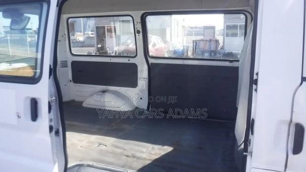 Mazda Bongo 2020 White - thumbnail 4