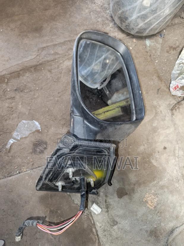 Toyota Vitz 2005 Side Mirror Ex-Japan Available - thumbnail 2