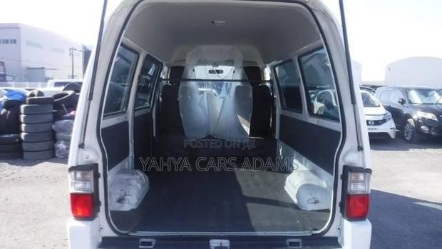 Mazda Bongo 2019 White - thumbnail 5