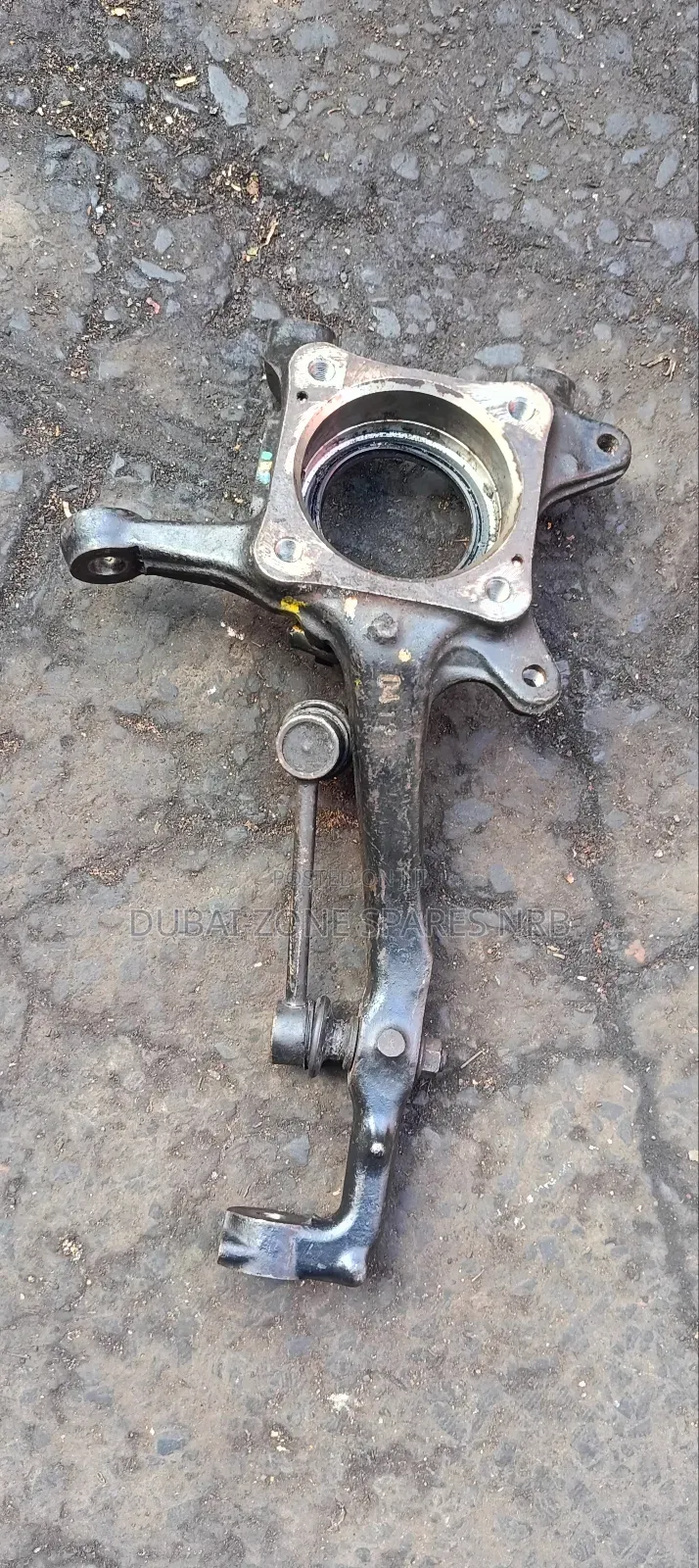 Steering Knuckle Fortuner, Hilux Vigo D-4d.