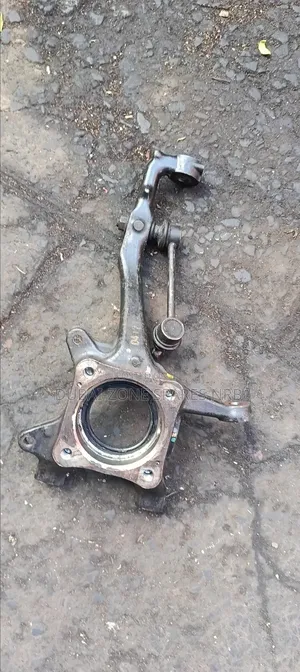 Steering Knuckle Fortuner, Hilux Vigo D-4d.