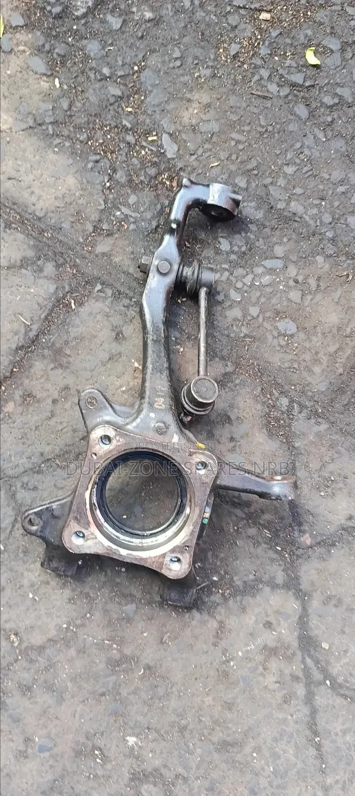 Steering Knuckle Fortuner, Hilux Vigo D-4d.