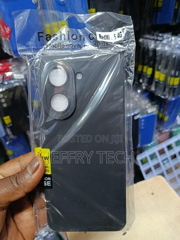 Black Matte Silicone Mobile Cover Designed for the Xiaomi Redmi 5 4g.
