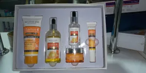 Vitamin C Skin Brightening Kit