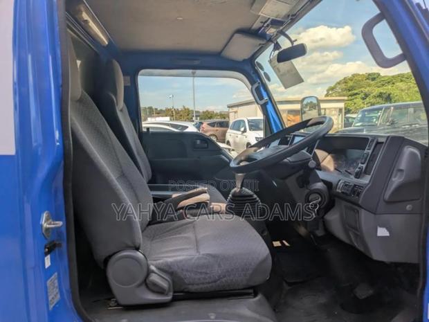 Isuzu Elf 2019 - thumbnail 6