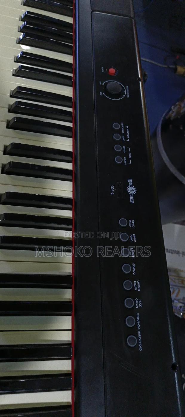 88 Keys Alesis Piano - thumbnail 4