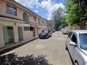 2bdrm Duplex in Karen C for rent