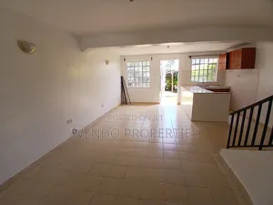 2bdrm Duplex in Karen C for rent