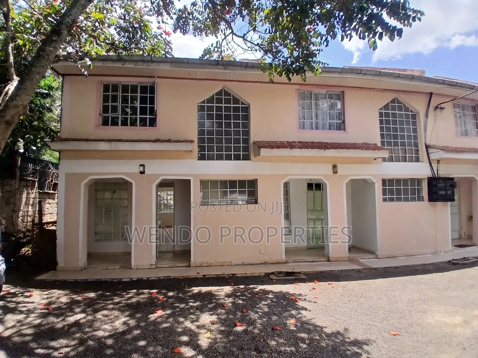2bdrm Duplex in Karen C for rent