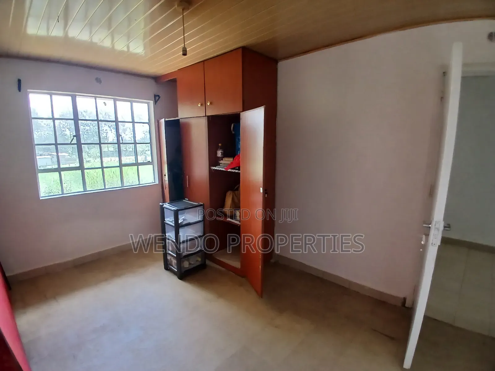 2bdrm Duplex in Karen C for rent