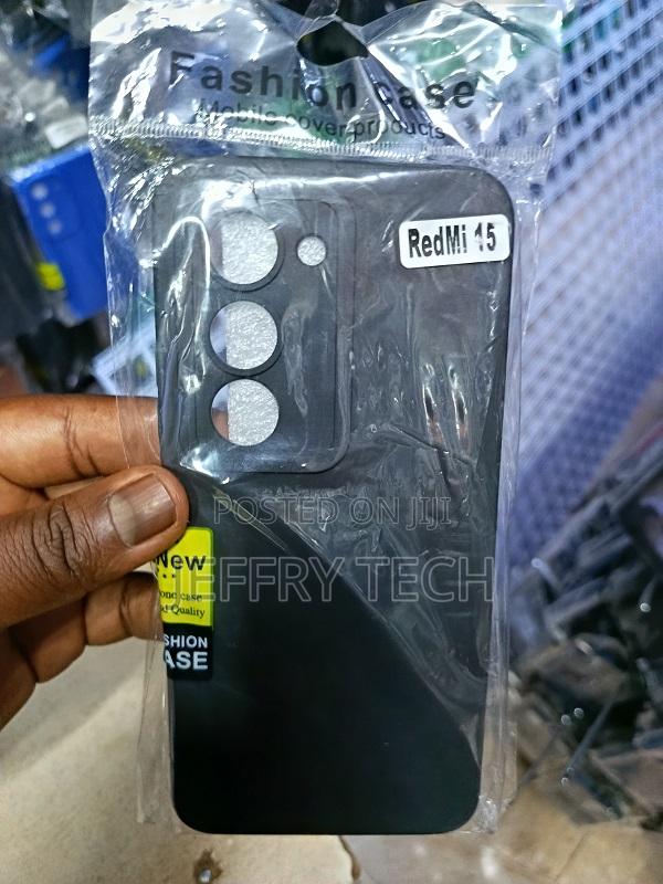 Black Silicone Phone Case for the Xiaomi Redmi 15