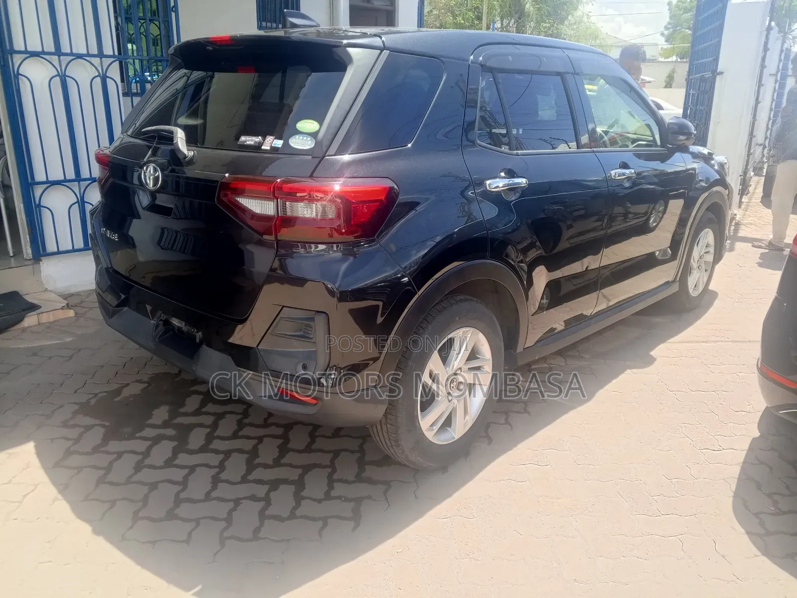 Toyota Raize 2020 Black