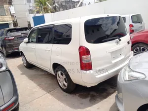 Toyota Succeed 2019 White