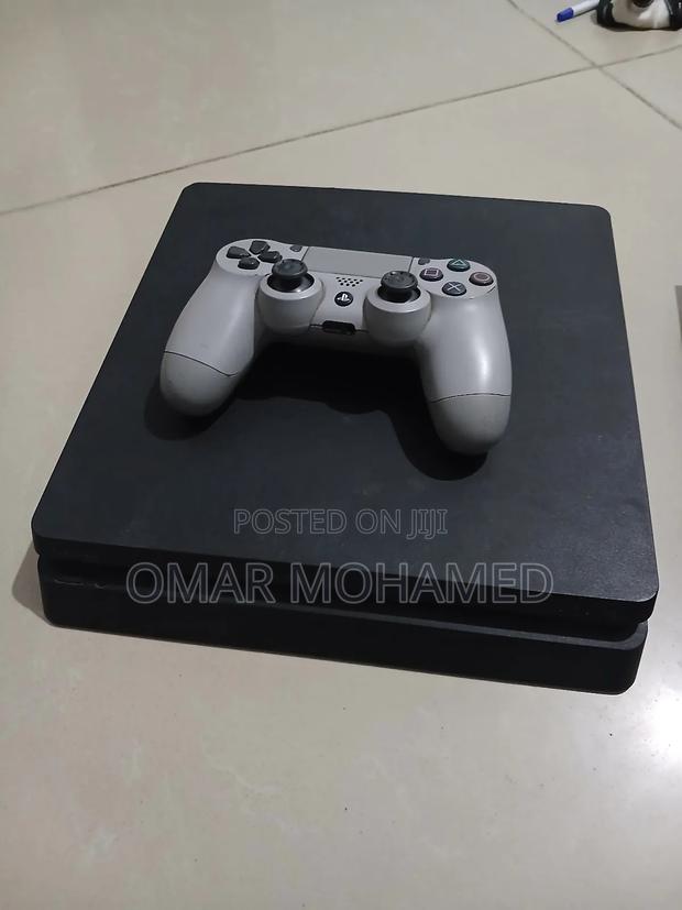 Playstation 4 - main view