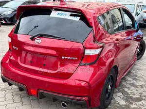 Nissan Note 1.2 Hybrid NISMO 2019 Red