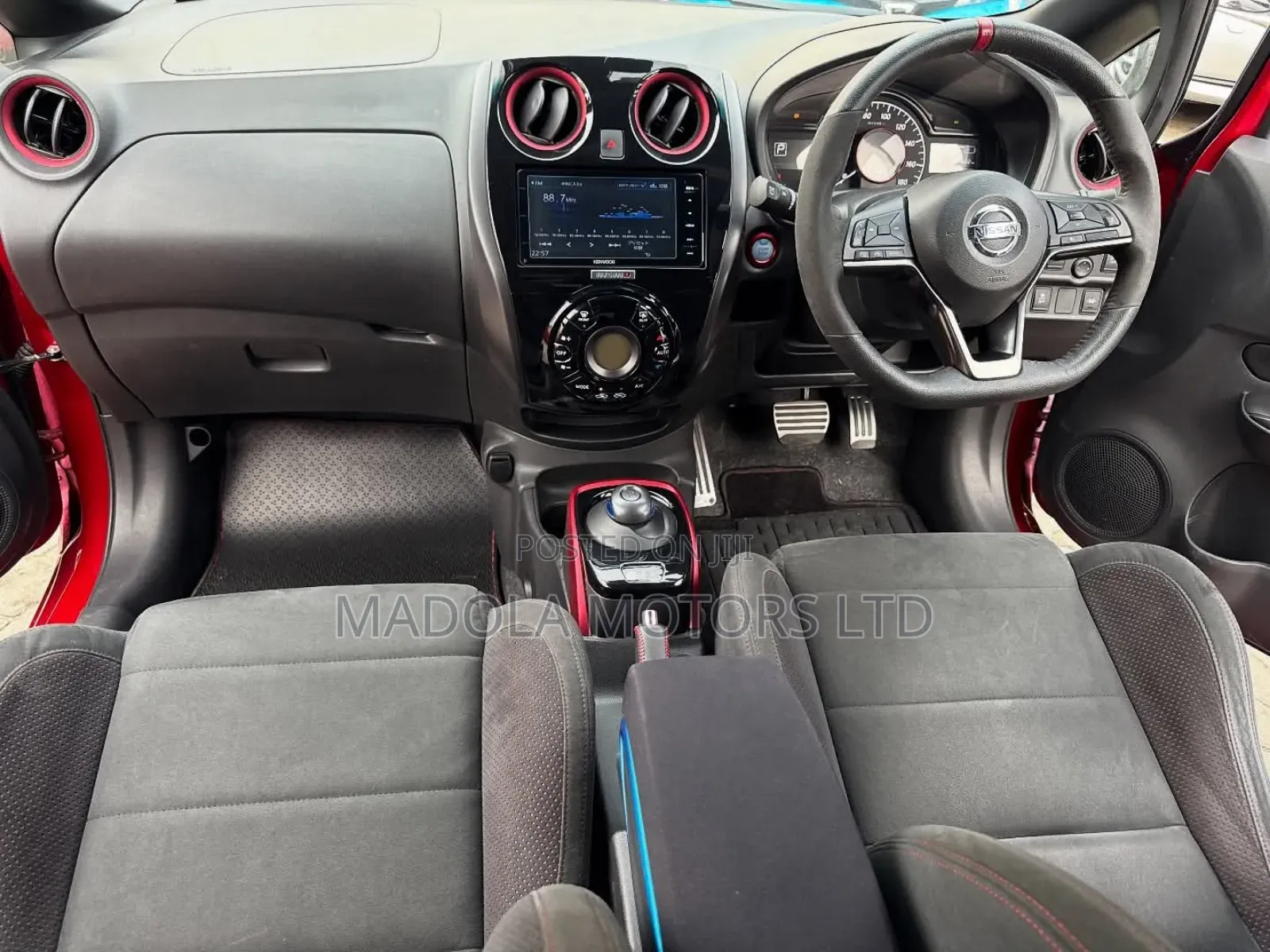 Nissan Note 1.2 Hybrid NISMO 2019 Red