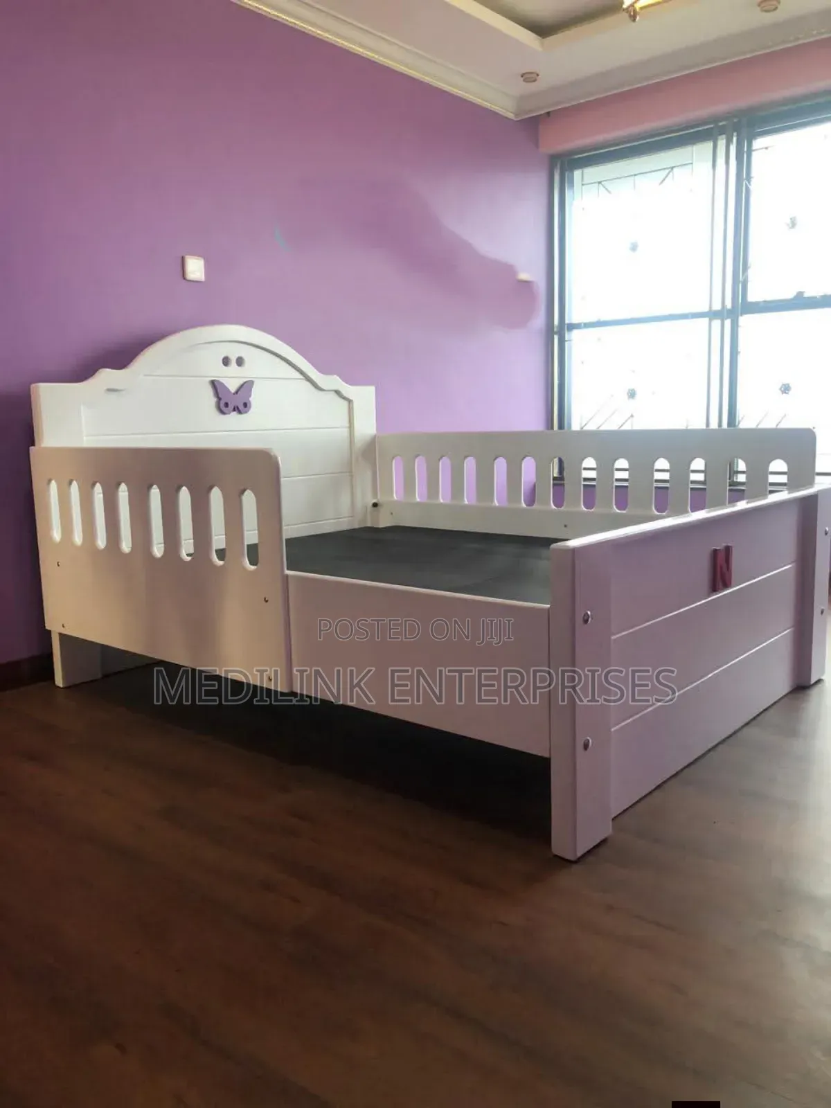 Max Design 4*6 Mahogany Beds
