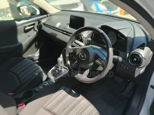 Mazda 2 2020 Gray