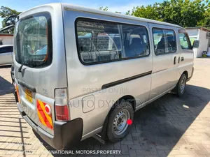 Nissan Civilian 2004 Silver