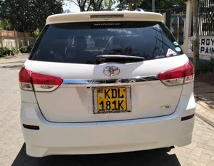 Toyota Wish 2015 White