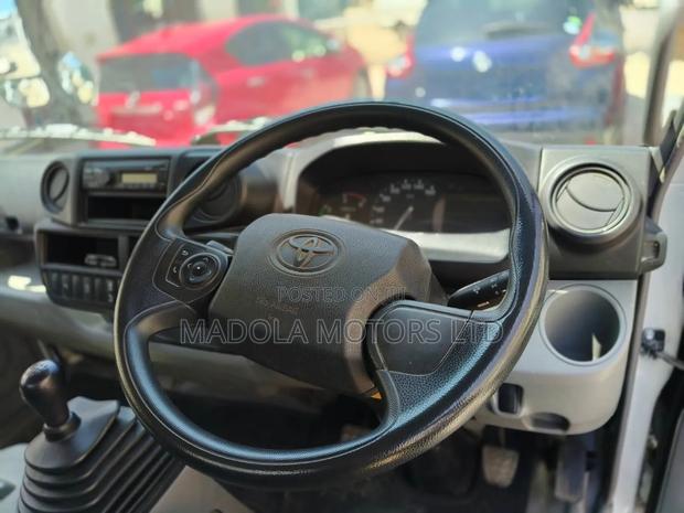 Toyota Dyna - thumbnail 7