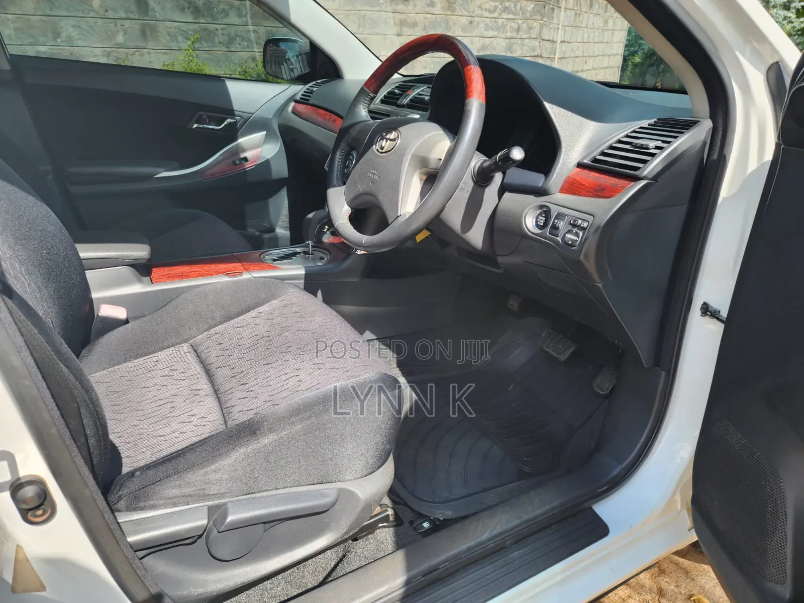 Toyota Allion 2011 White