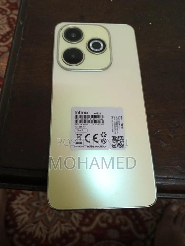 Infinix Hot 40i 128 GB Gold - thumbnail 2