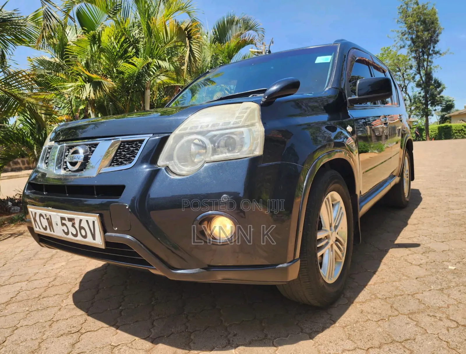 Nissan X-Trail 2012 Black