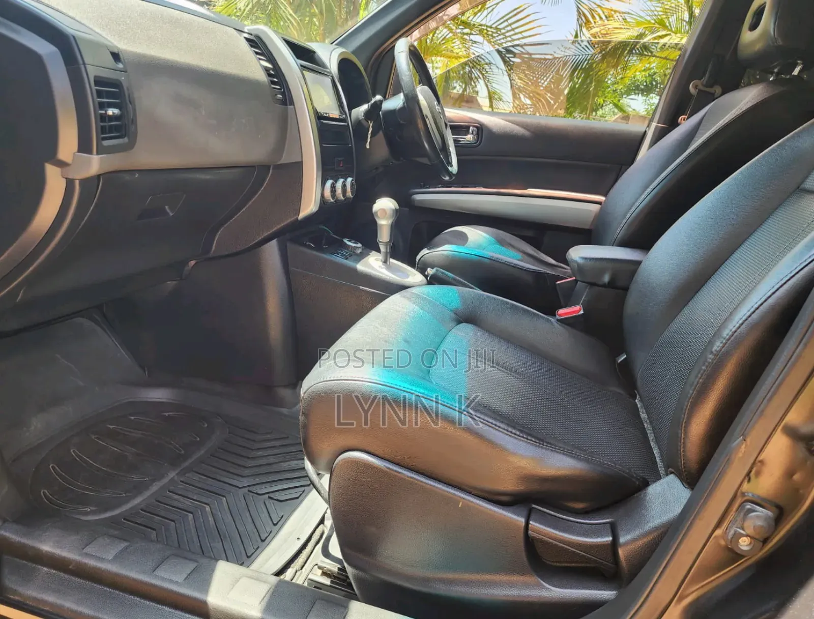 Nissan X-Trail 2012 Black