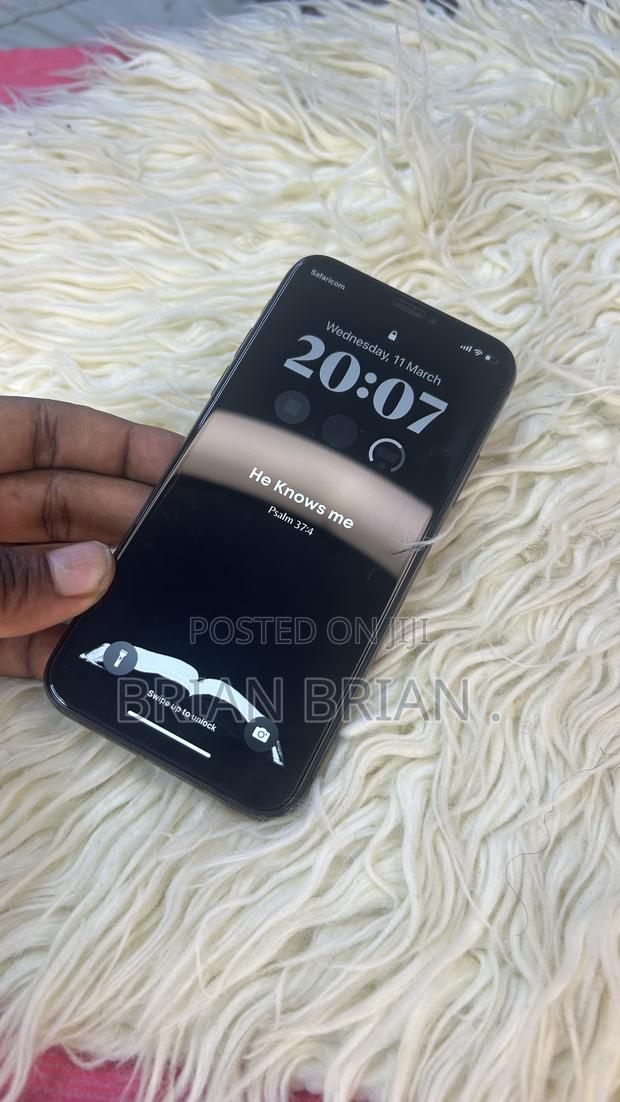 Apple iPhone X 64 GB Black - thumbnail 6