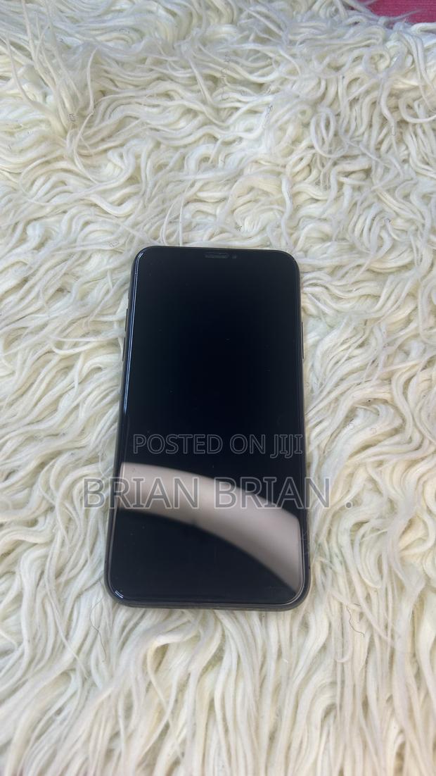 Apple iPhone X 64 GB Black - thumbnail 7