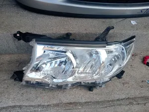 Toyota Prado Landcruiser Headlight
