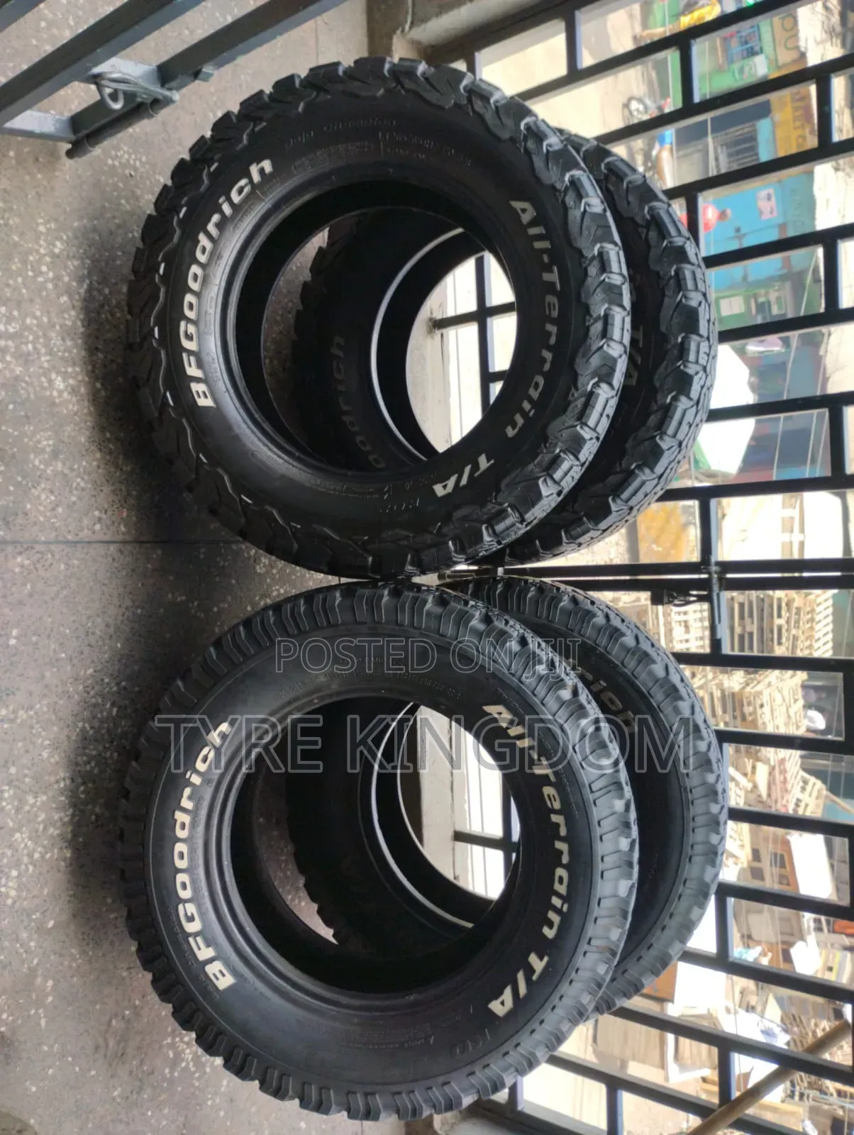265/65r17 Slightly Used Bf Goodrich Tyres