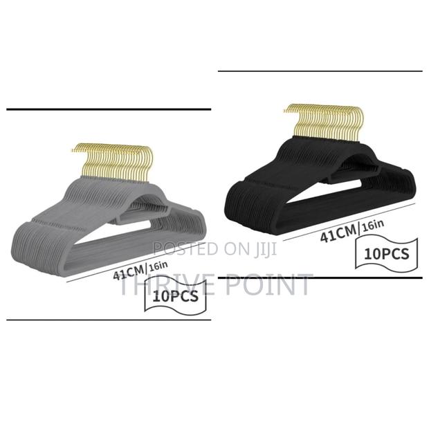 *Velvet Hangers 360degrees Rotatable