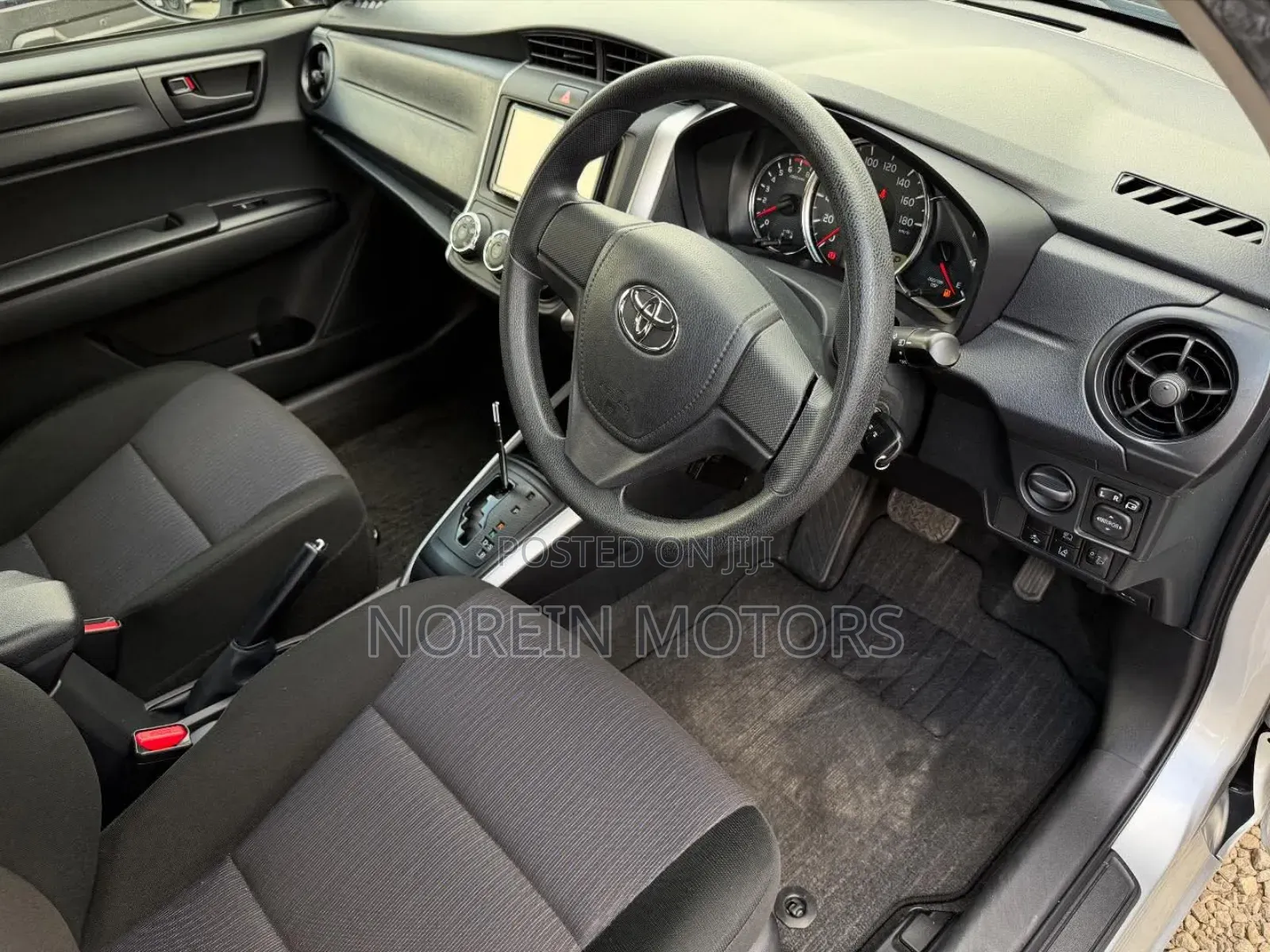 Toyota Corolla Fielder 2018