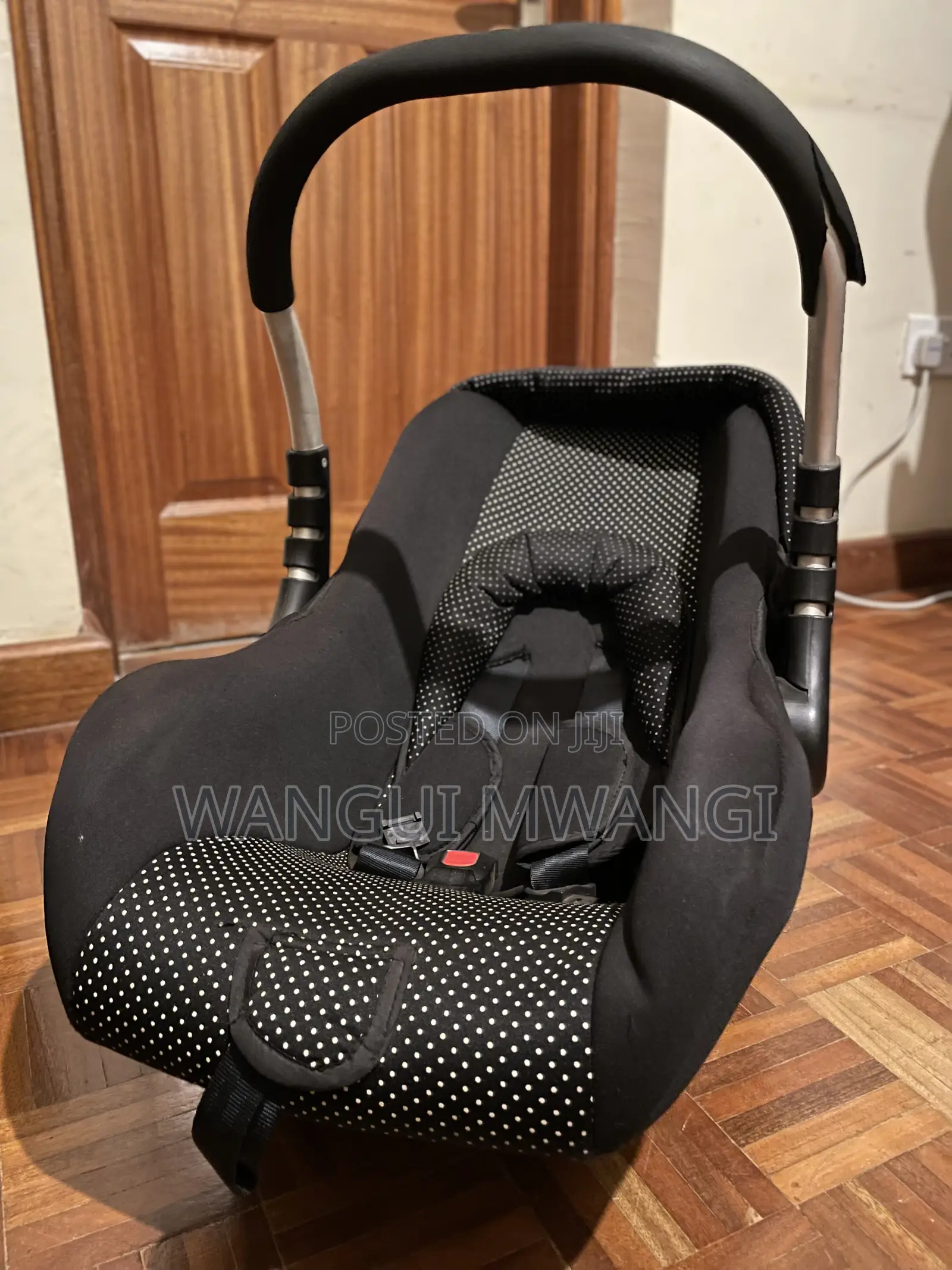 Black (Top 2 Brand) Infant/Baby Car Seat/Cradle