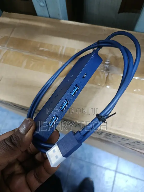 4-Port Usb 3.0 Hub Used to Expand the Connectivity of a Laptop or Pc.