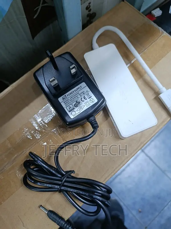 4-Port Usb 3.0 Hub, S-Tek Brand Model With Power Adapter