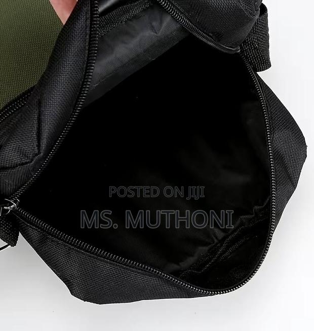 Unisex Lightweight Crossbody Messenger Bag* - thumbnail 4