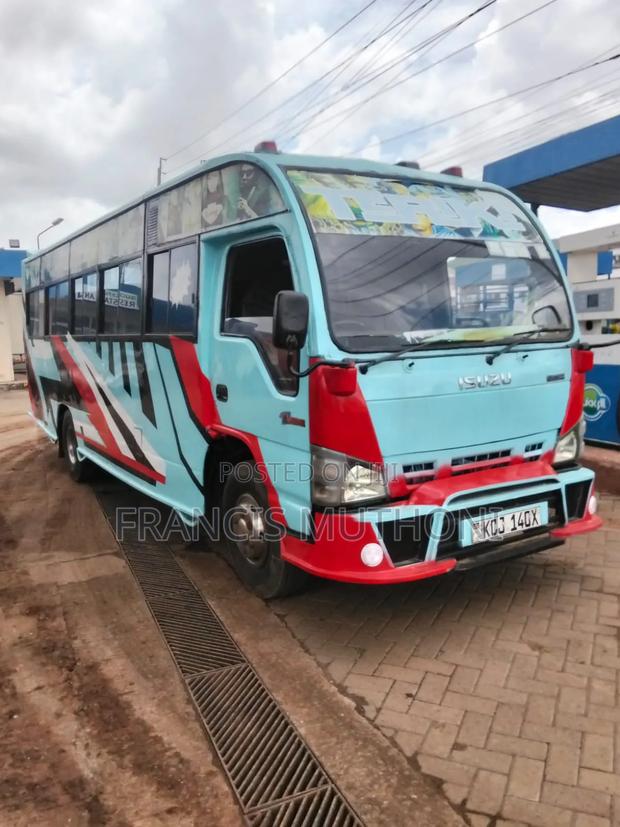 Isuzu NQR 2015 Blue - thumbnail 2