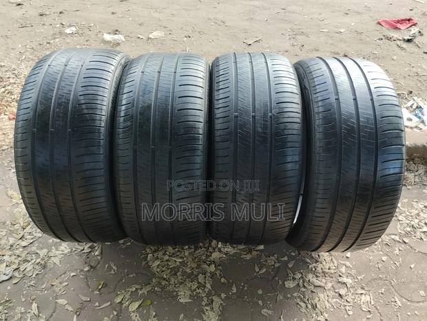 245/40r19 Dunlop