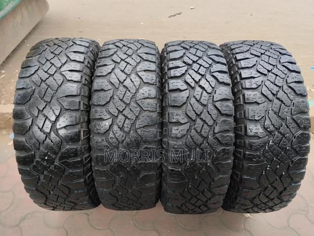 265/70r17 Goodyear - thumbnail 2