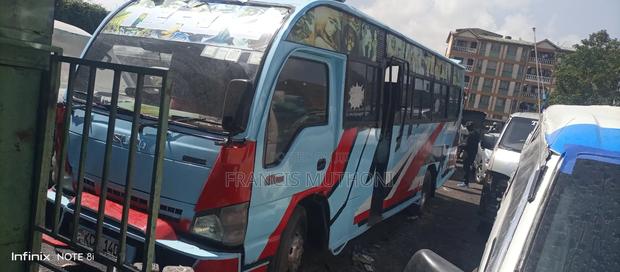 Isuzu NQR 2015 Blue - thumbnail 4