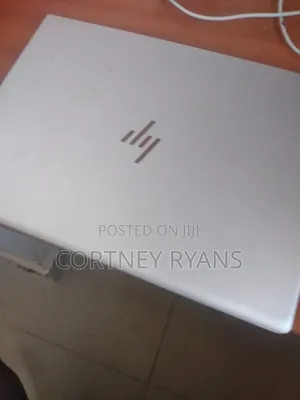 Laptop HP EliteBook 840 G5 8GB Intel Core i7 SSHD (Hybrid) 256GB